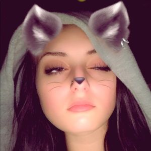 Meet your Posher, Veronica